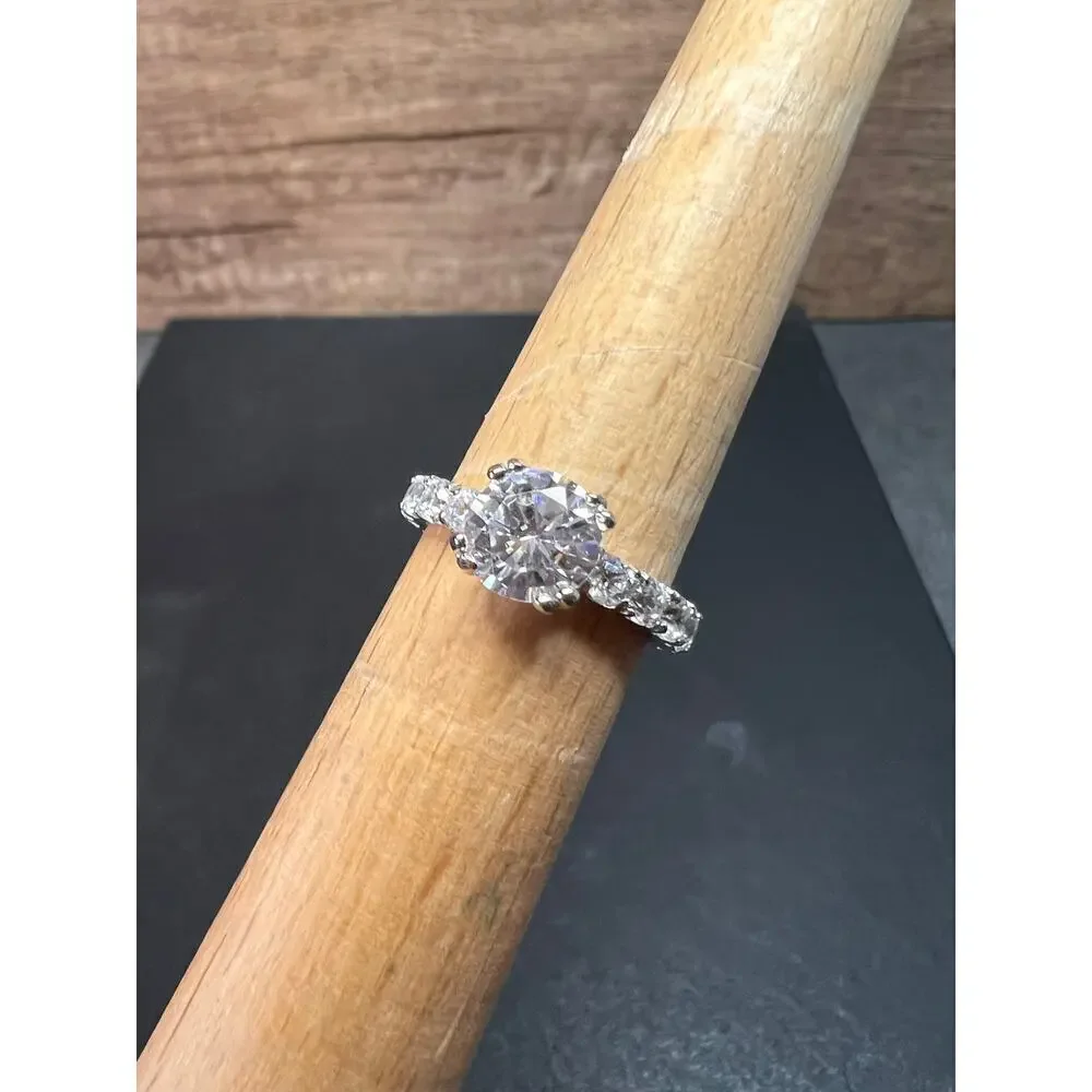 Cubic zirconia sterling silver ring size 7